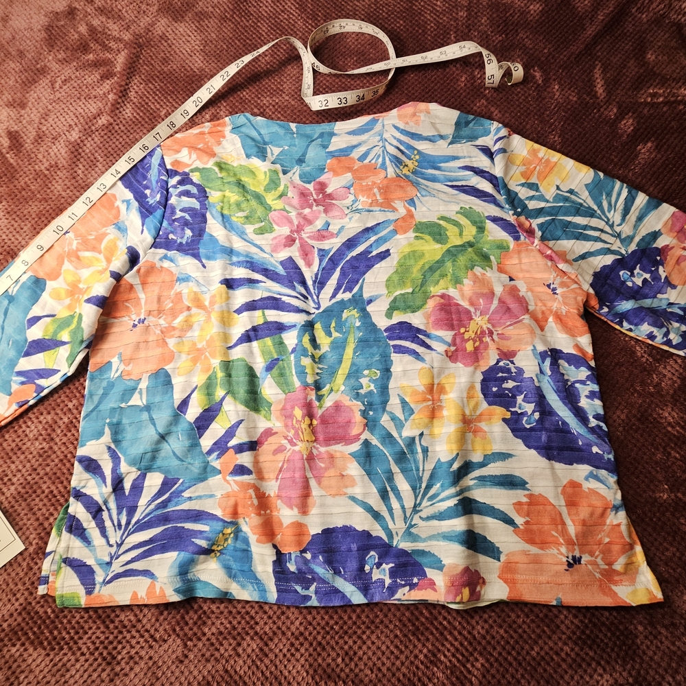 ALFRED DUNNER Colorful Floral Top